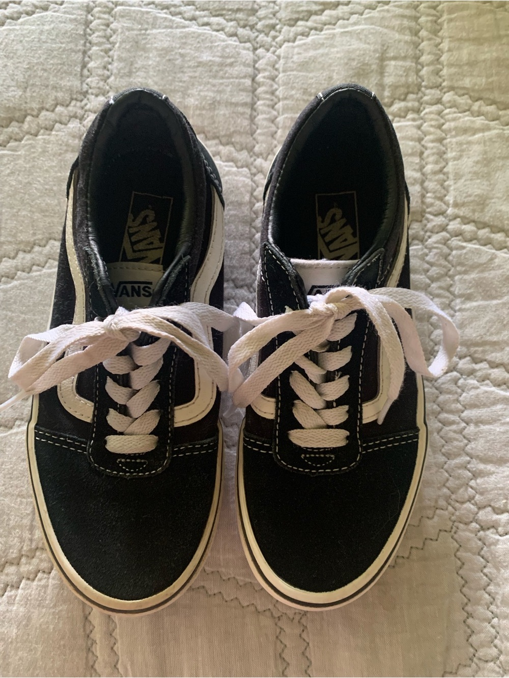 Vans Black & White Old Skool Low-Top Suede and Canvas Sneakers Size 2